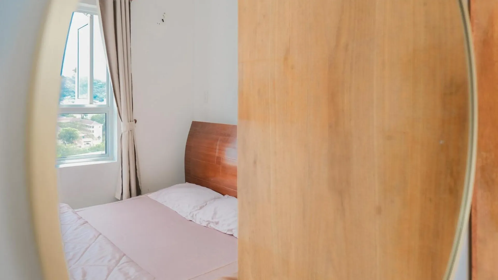 Golden Art Apartment Vung Tau 0*,  Vietnam